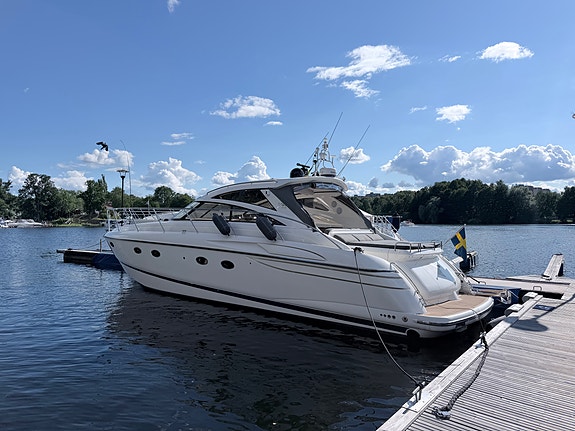 Princess V46 | Svensksåld | Yacht Controller | Generator | Nyservad | TAMD75 EDC 2 of 27