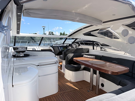 Princess V46 | Svensksåld | Yacht Controller | Generator | Nyservad | TAMD75 EDC 6 of 27