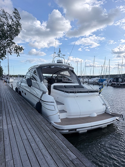 Princess V46/V48 | Svensksåld | Yacht Controller | Generator | TAMD75 EDC 2 of 26
