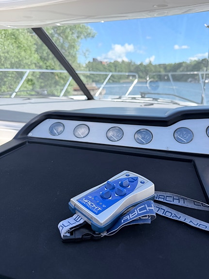 Princess V46 | Svensksåld | Yacht Controller | Generator | Nyservad | TAMD75 EDC 5 of 27
