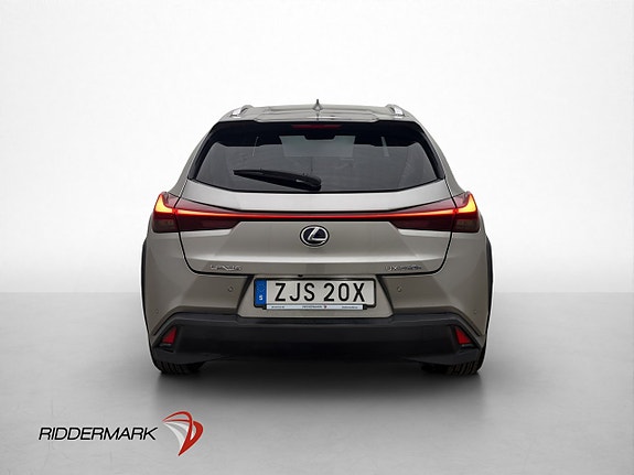 Lexus UX250h 6 of 27