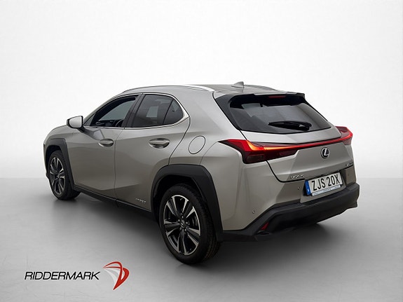 Lexus UX250h 5 of 27