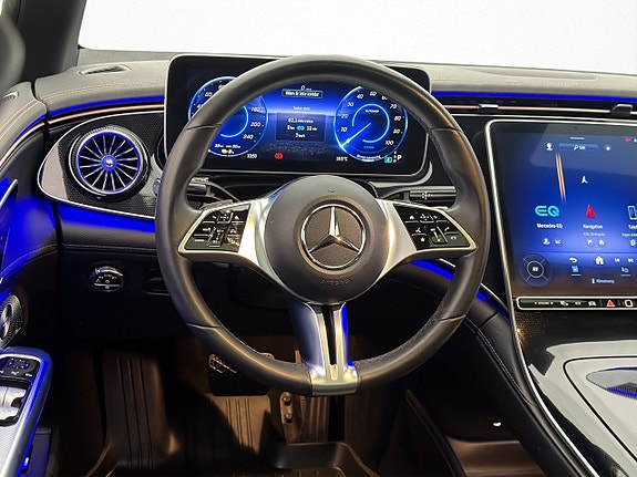Mercedes-Benz EQE350 15 of 30