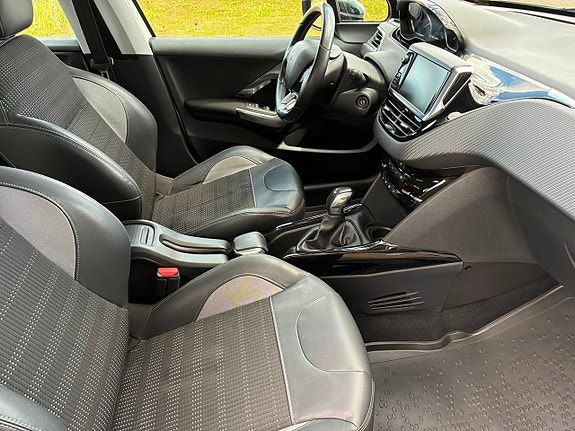 Peugeot 2008 8 of 9