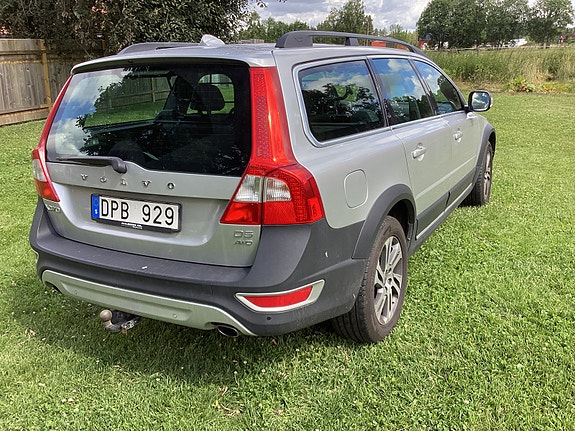 Volvo XC70 4 of 5