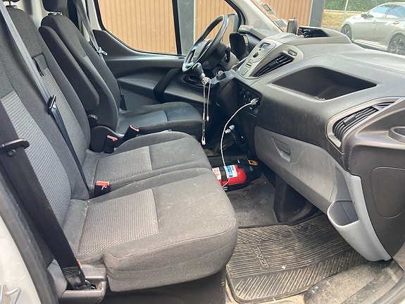 Ford Transit Custom 10 of 14