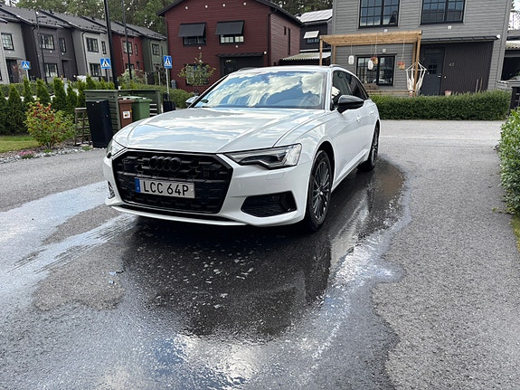 Audi A6 2 of 5