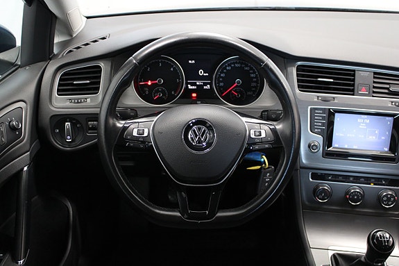 Volkswagen Golf VII 12 of 19