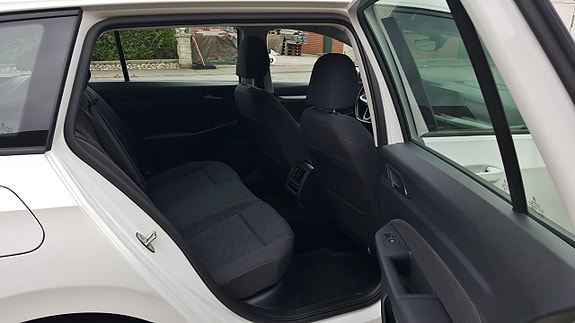 Volkswagen Golf VIII 9 of 30