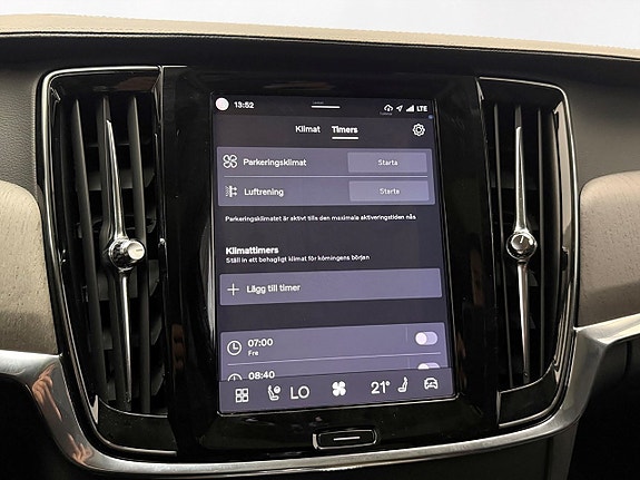Volvo V90 28 of 30
