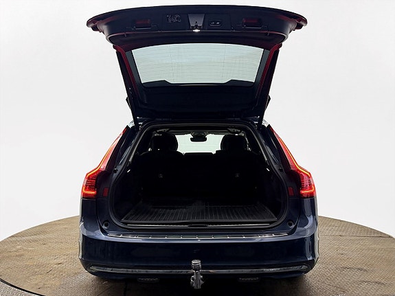 Volvo V90 8 of 30