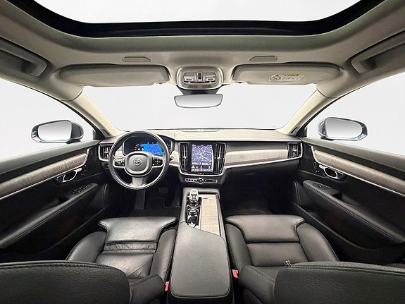 Volvo V90 18 of 30