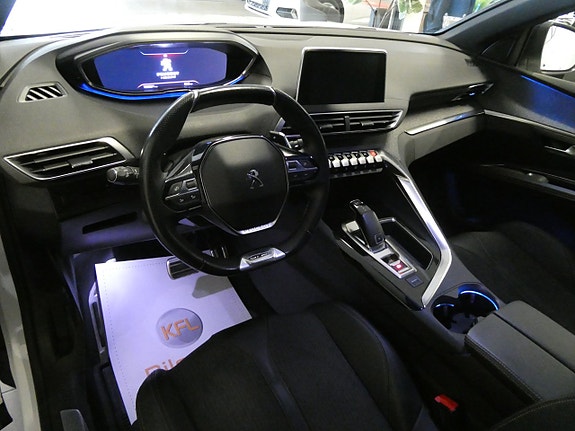 Peugeot 5008 10 of 20
