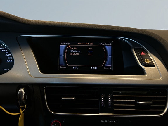 Audi A4 15 of 21