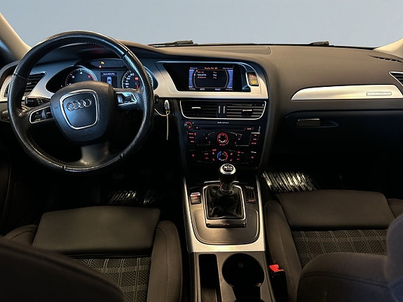 Audi A4 8 of 21