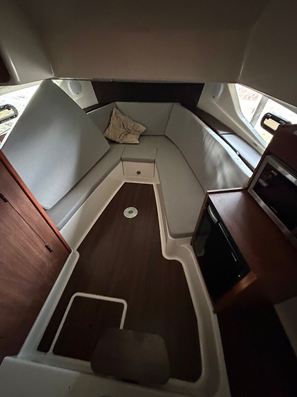 Quicksilver Active 875 Sundeck 2019 – 2 x Mercury Verado 225 hk 11 of 12