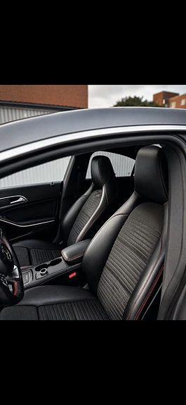 Mercedes-Benz CLA180 8 of 8