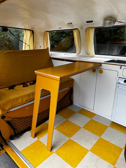 Volkswagen Caravelle 17 of 30