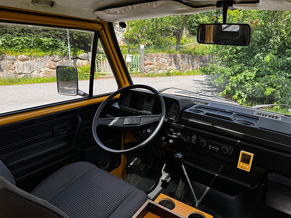 Volkswagen Caravelle 20 of 30