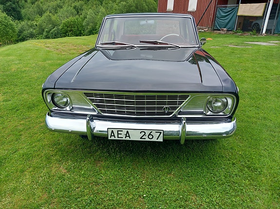 Studebaker Commander 2 of 4