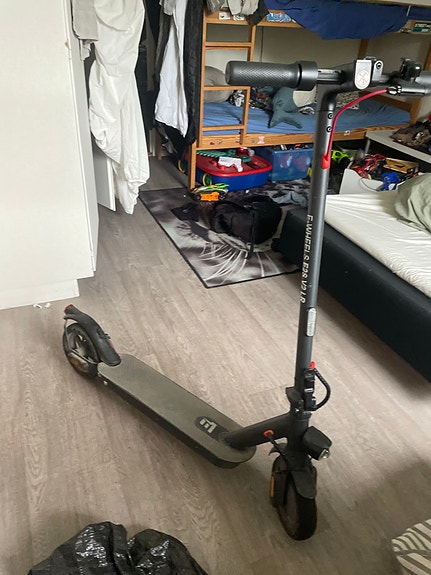 Product image 2 of 6