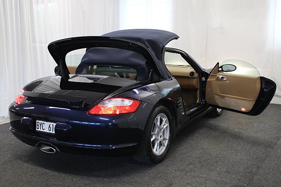 Porsche Boxster 15 of 29