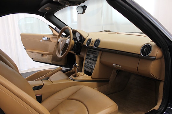 Porsche Boxster 13 of 29
