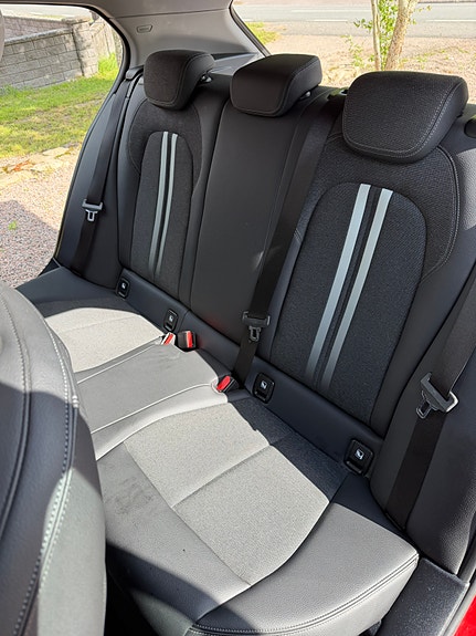 BMW 118i 7 of 8