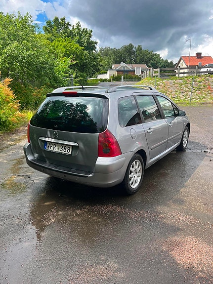 Peugeot 307 3 of 5