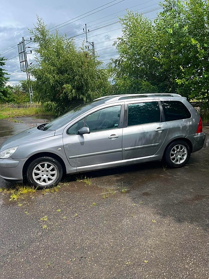 Peugeot 307 5 of 5