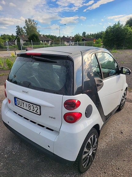 Smart Fortwo 2 of 5