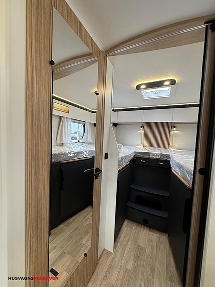 Pilote P740 GJ Expression 16 of 21