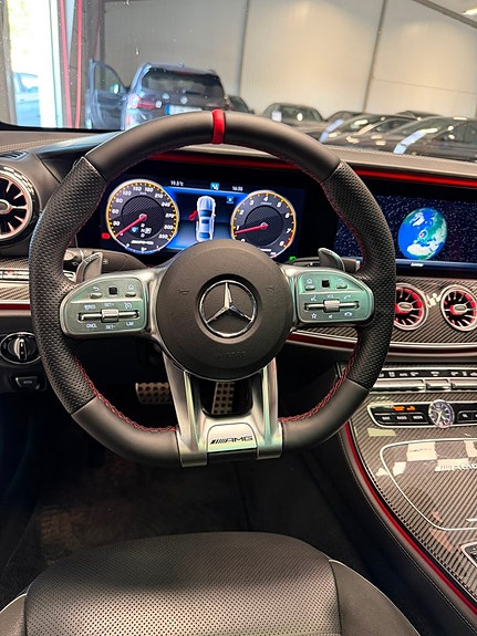 Mercedes-Benz E63 13 of 30