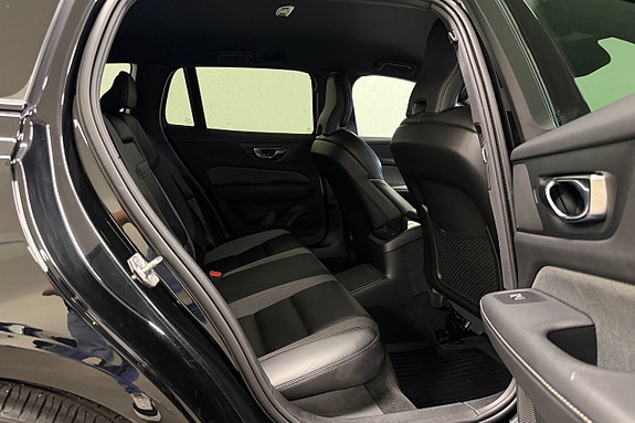 Volvo V60 26 of 27