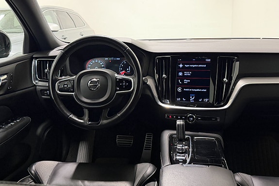 Volvo V60 12 of 27