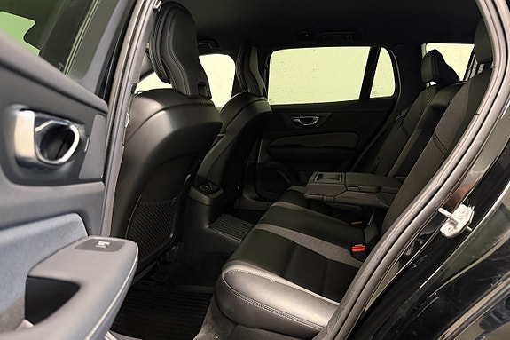 Volvo V60 10 of 27