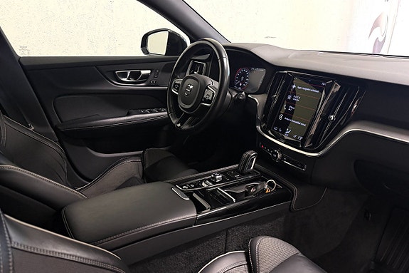 Volvo V60 27 of 27