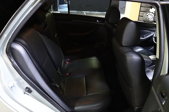 Toyota Avensis 13 of 23