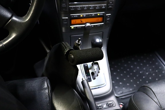 Toyota Avensis 21 of 23