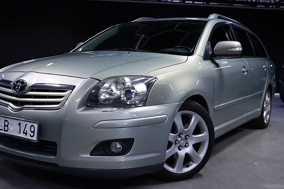 Toyota Avensis 5 of 23