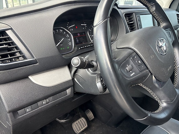 Toyota Proace Verso 14 of 14