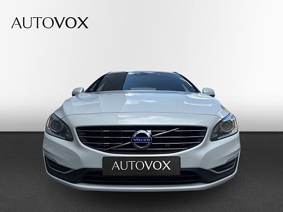 Volvo V60 5 of 11