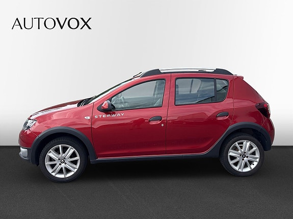 Dacia Sandero Stepway 2 of 12