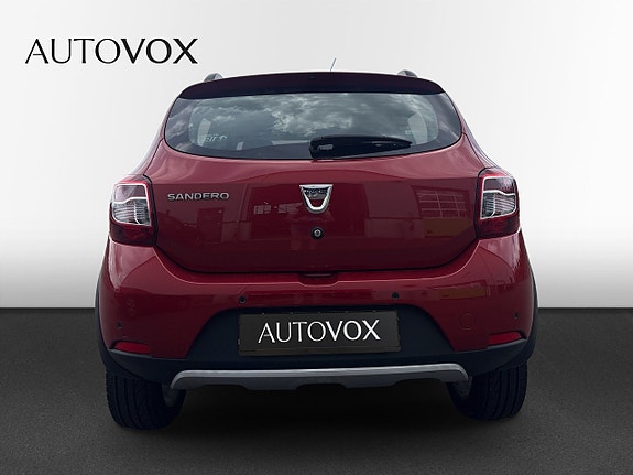 Dacia Sandero Stepway 3 of 12