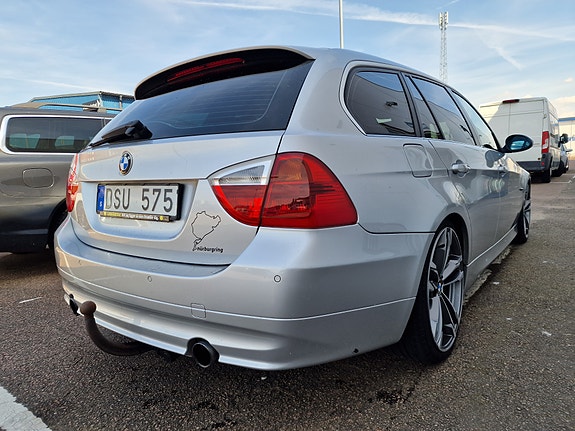 BMW 335i 5 of 5