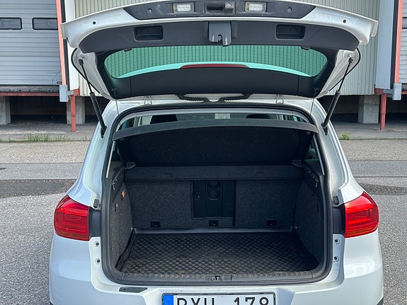 Volkswagen Tiguan 6 of 6
