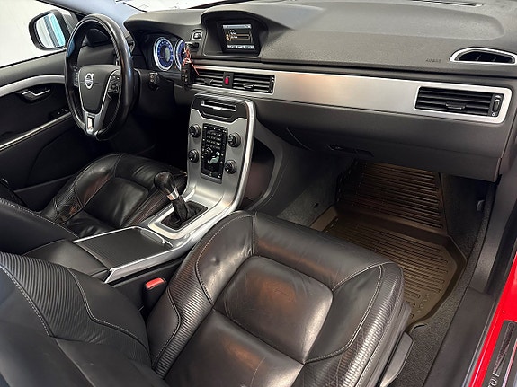 Volvo V70 5 of 19