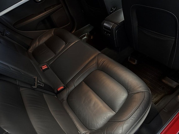 Volvo V70 17 of 19