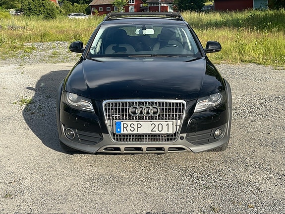 Audi A4 allroad 7 of 9