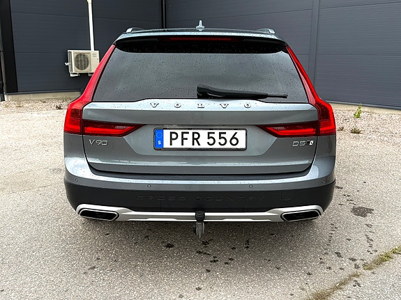 Volvo V90 Cross Country 5 of 5